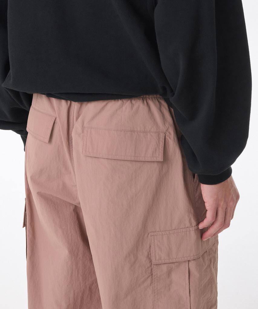 MUSINSA STANDARD Nylon One-Tuck Parachute Cargo Pants [Desert Pink]