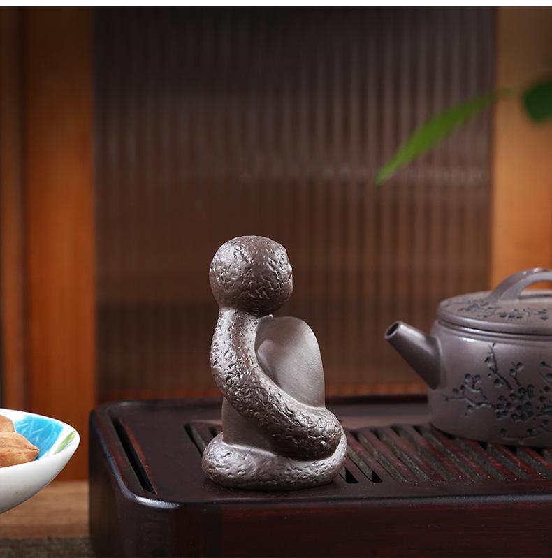 Zisha Tea Pet Spirit Snake Ingot – Kung Fu Tea Set Ornament & Table Decoration