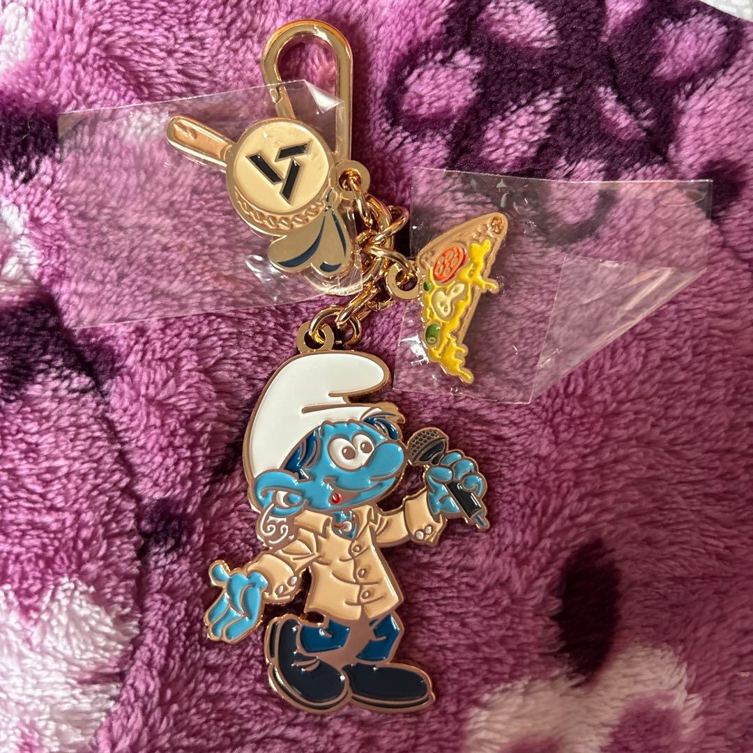 

[USED] SEVENTEEN DK Keyring Smurf