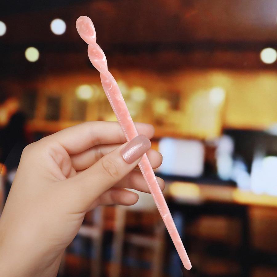 Elegant Twisted Acetate Hairpin: Ancient Style Bun Accessory