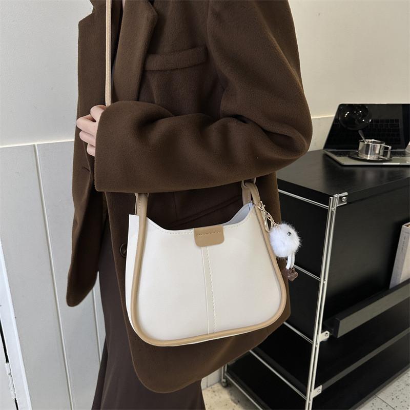 Stylish Women's Shoulder Bag Chic Winter Fashion Large Capacity Tote In Black White Brown