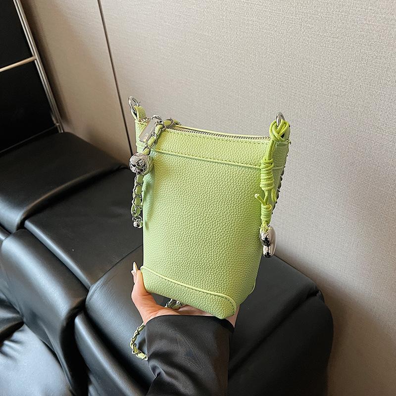 Casual summer fashion niche bucket small bag women's 2025 new chain shoulder messenger bag mobile phone bag