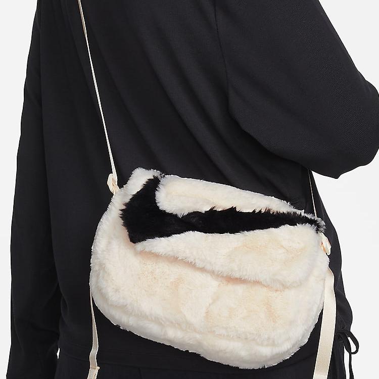 New Nike Sportswear Futura 365 Faux Fur Crossbody Bag 1L Guava Ice/Guava Ice/Black FB3048-838