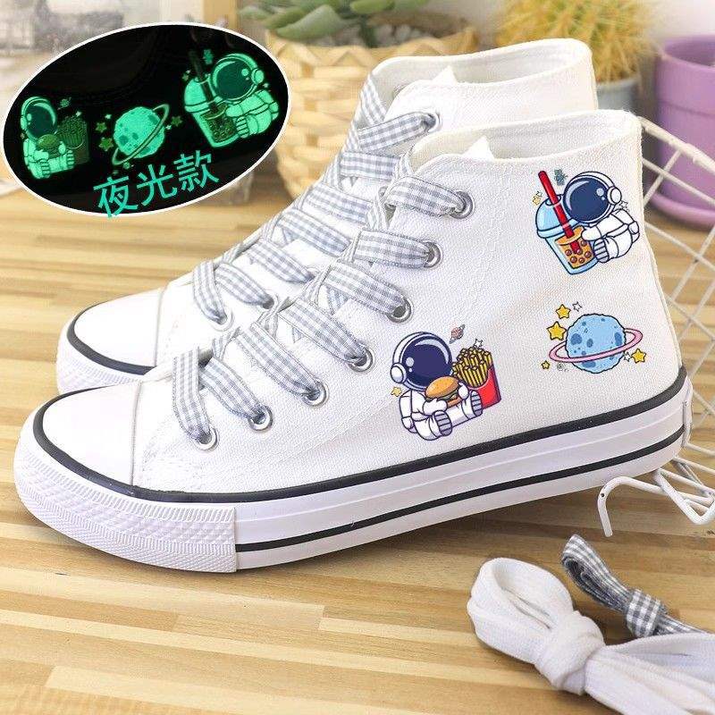 

Високі кеди взуття Пікачу спільне взуття Весняно-осінні студентські спортивні та повсякденні кросівки Наруто кеди 44