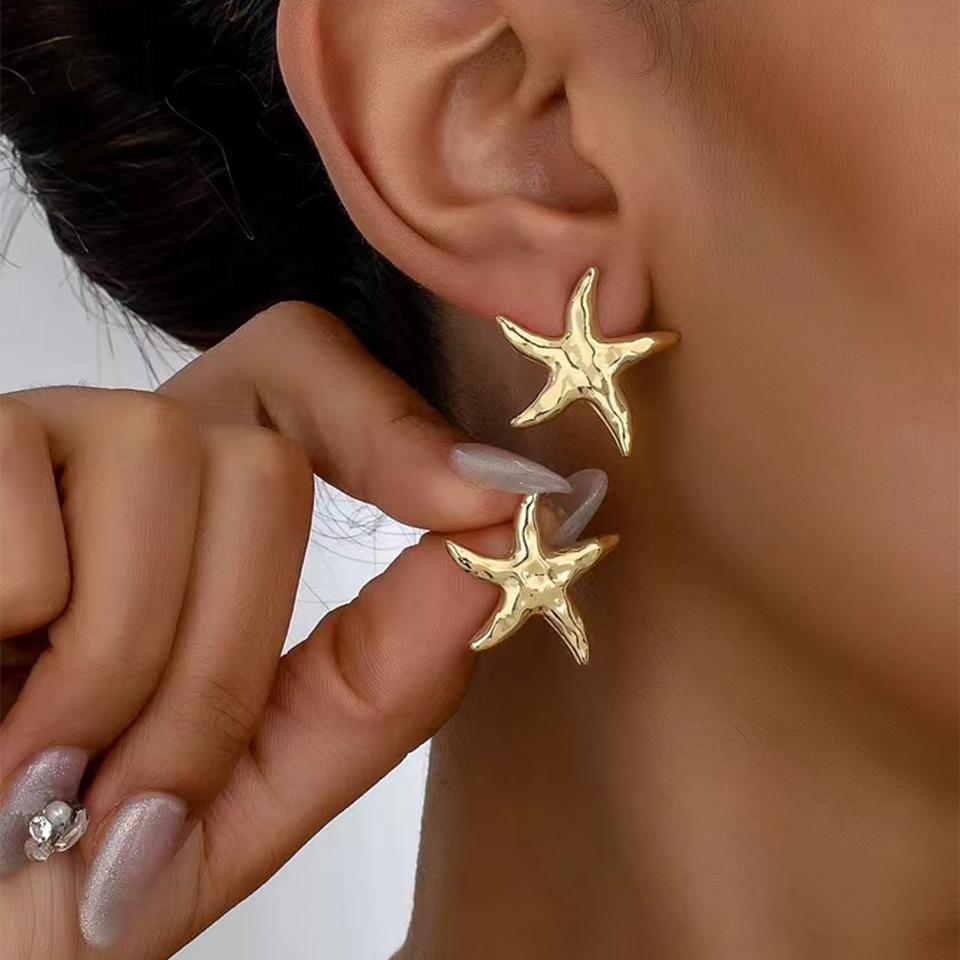 1 Pair of Fashion Temperament Casual Exquisite Starfish Stud Earrings For Women Ear Jewelry