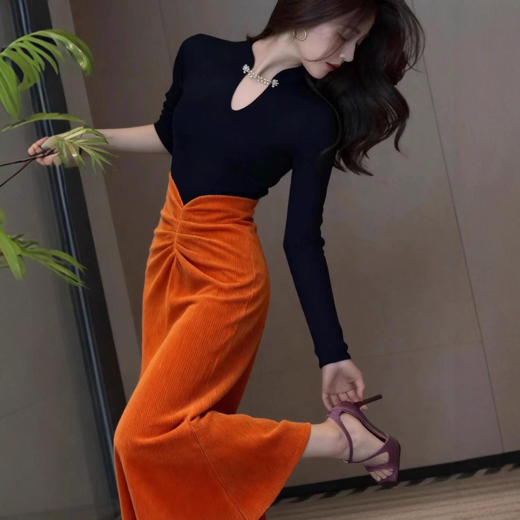 Women s French Orange Corduroy Hip-Hugging Skirt - Autumn/Winter 2026 Chenille Collection Large