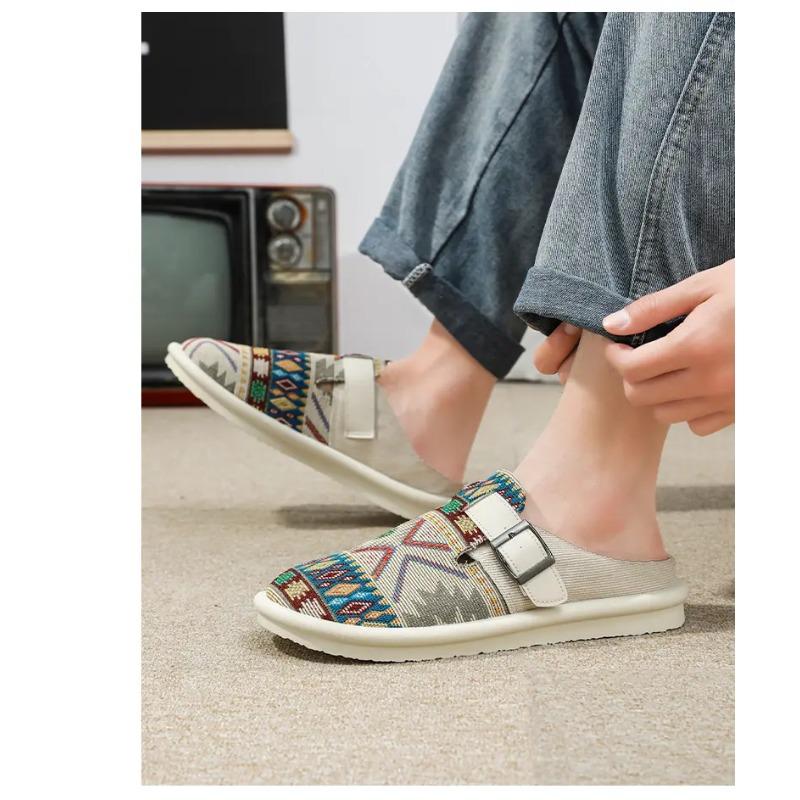 Fashion Mens Slippers Casual Outdoor Summer Shoes Breathable Sneakers Walking Hiking Slides Luxury Designer Fashion House Loafers