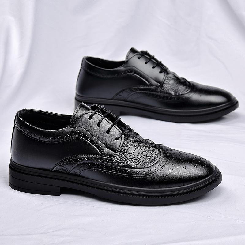 Spring New Leather Shoes Men's High-end Business Casual Shoes Formal Youth Carved Block Trendy Breathable Men's Shoes Soft Leather