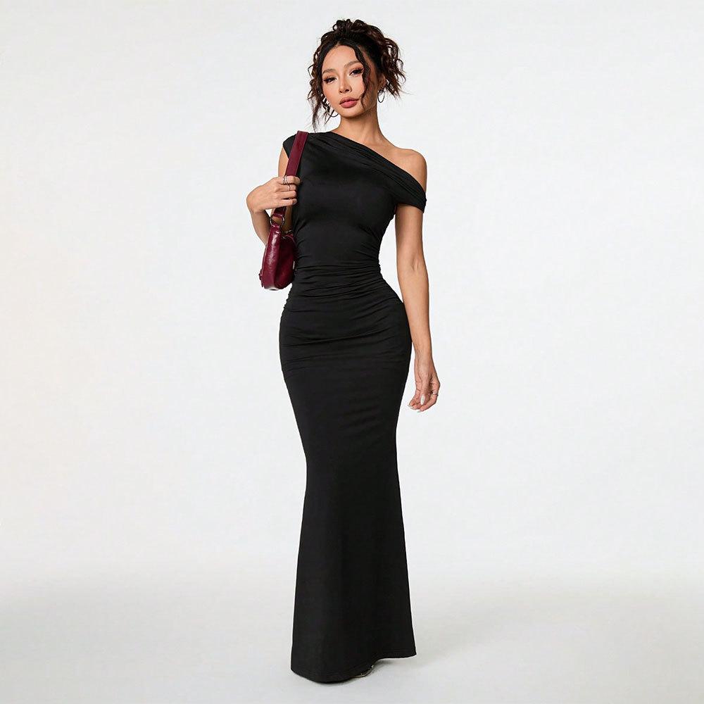 

International Station TK Hot Sale Women s Clothing Sexy Celebrity Dress Summer Off-Shoulder Slant Neck Black Dress Long Dress S