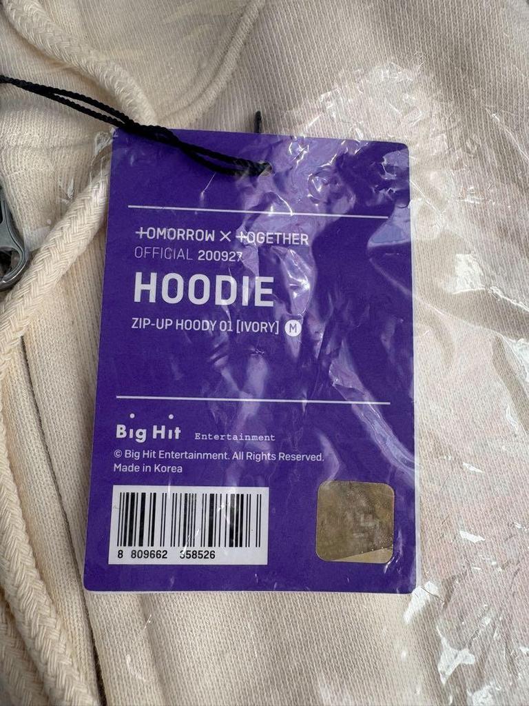 [USED] TOMORROW X TOGETHER ETERNITY Zip-Up Hoodie