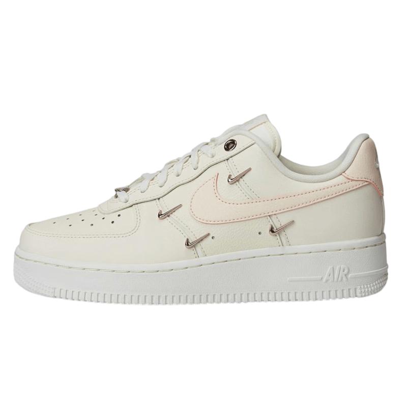 

Nike Women s Air Force 1 Casual Shoes EUR 38.5