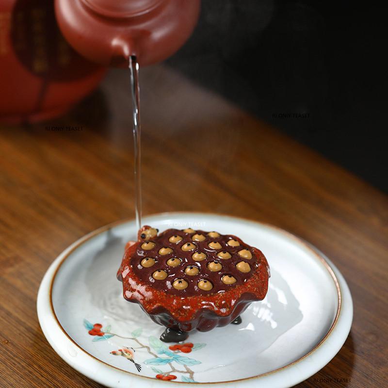 Chinese Yixing Purple Clay Tea Pet Decoration Handmade Sculpture Goldfish Lotus Model Ornaments Tea Figurine Home Tea Set Decor