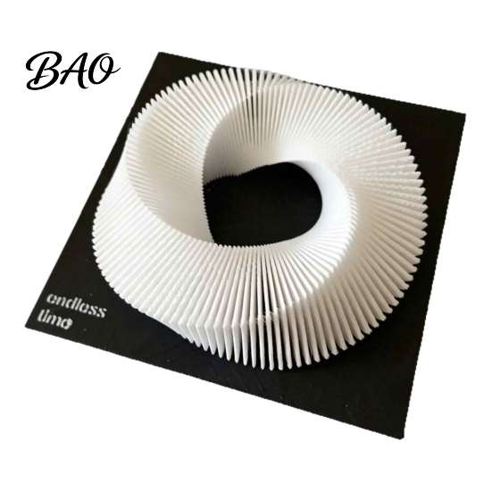 Geometrische Kunstdekoration 3D-gedrucktes Möbiusband-Ornament, Moderne Skulptur mit stabiler Display-Basis für Heim- und Büro-Schreibtischdekoration, Dekorative Tischplattenfigur