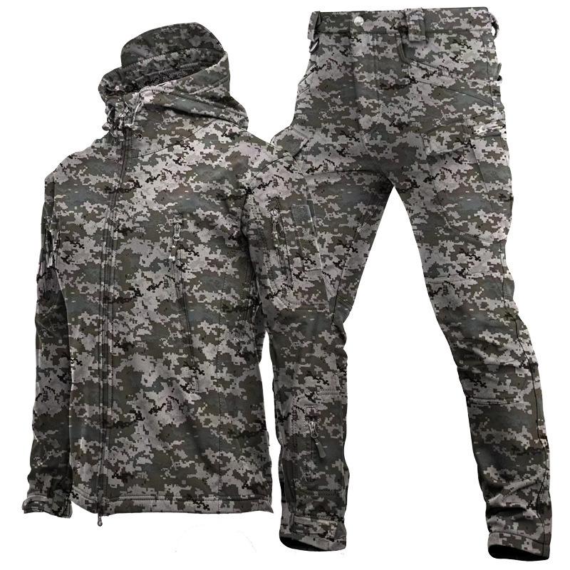 Men's Outdoor Warm-up Set - Camouflage Lined Thick Jacket and Pants, Soft-shell Jacket Set
