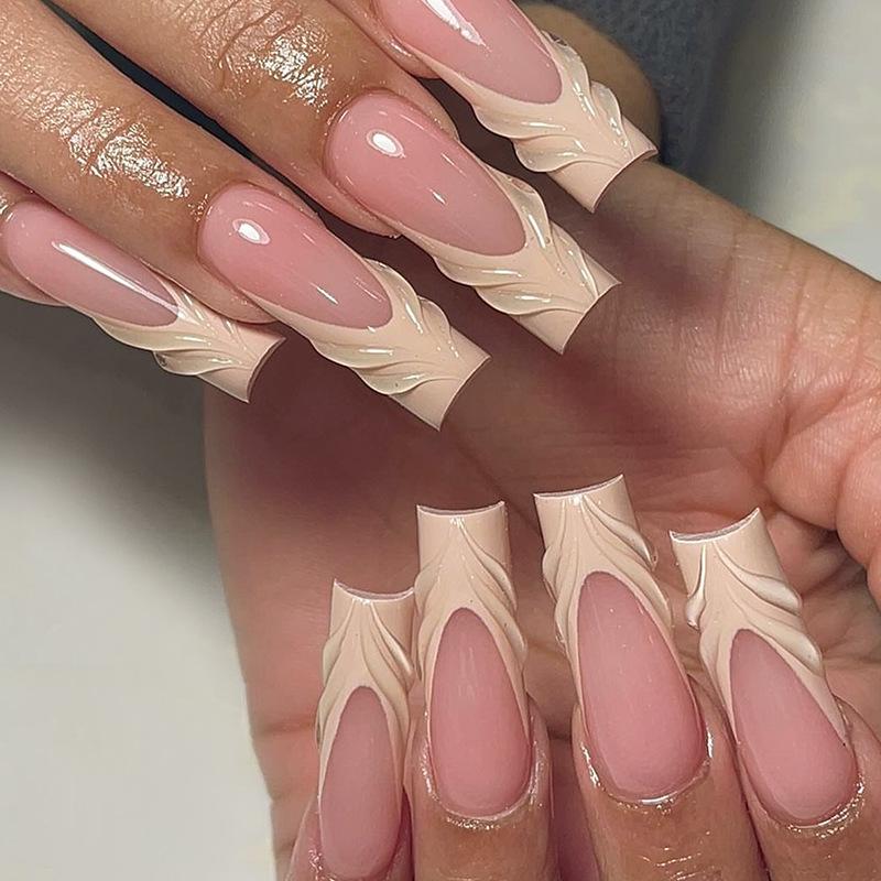 

24-Piece 3D Stereo French Simple Nail Art Tips - Wearable Adornments
