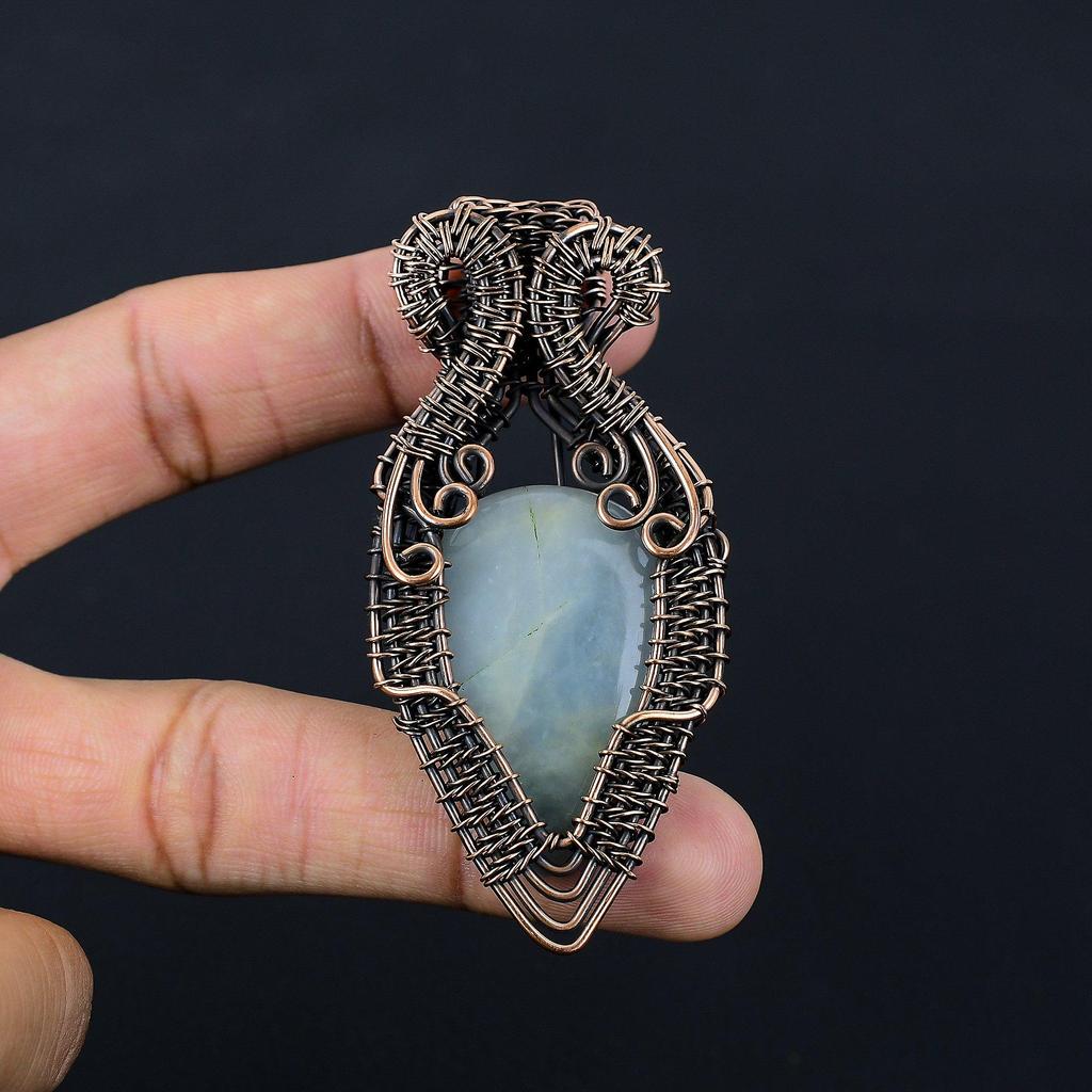 Pietre prețioase acvamarine pur cu sârmă de cupru bijuterii pandantiv lucrate manual pentru cadou de Anul Nou