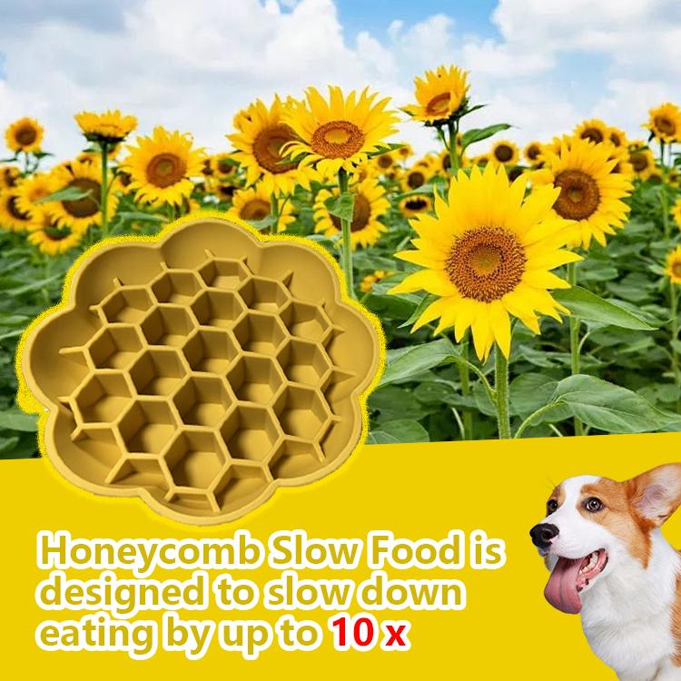 Jinshwaypets Customized Eco-Friendly Silicone Pet Dish Honeycomb Slow Feeder Bowl Anti-Slip Design Puzzle Dog Food Enrichment