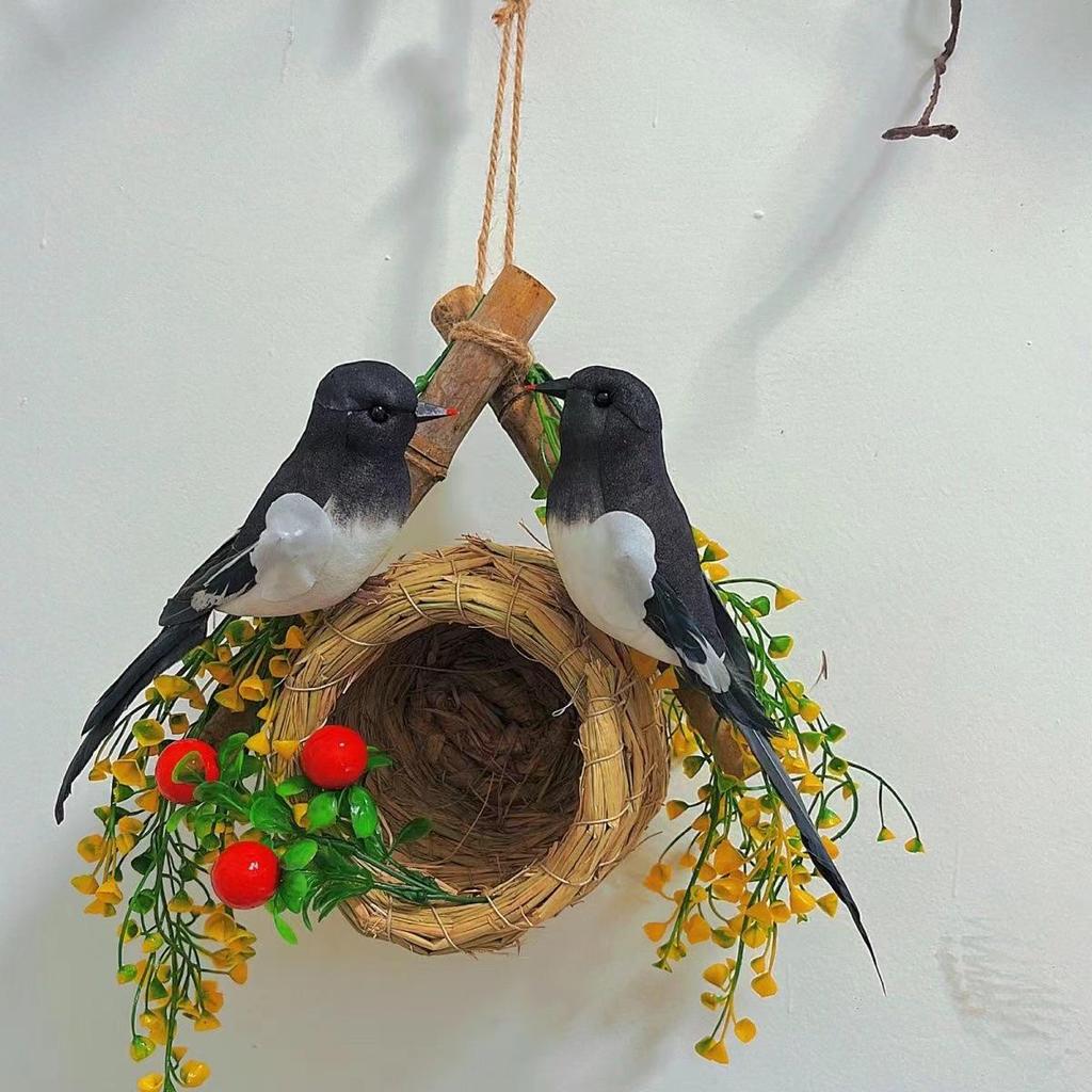 Small Magpie Feather Bird Ornament for Garden and Decor