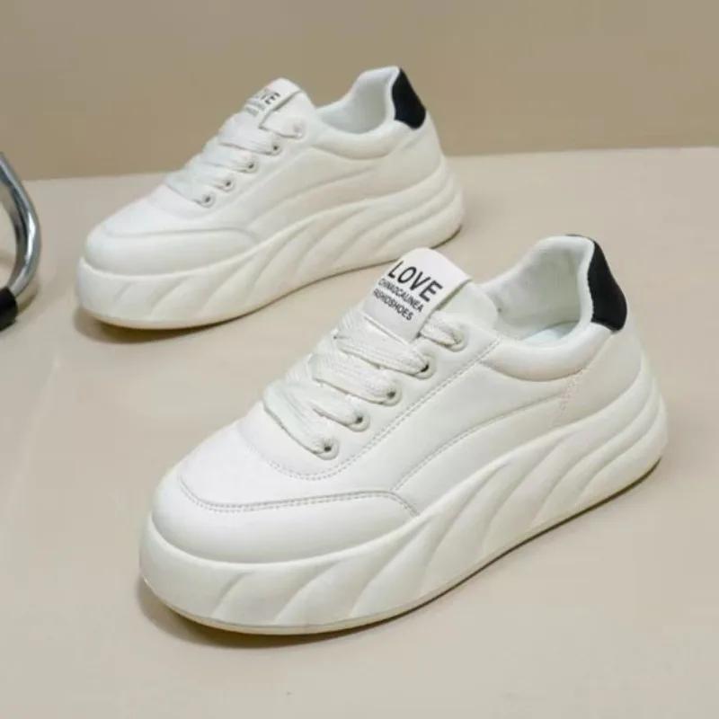 Hot Selling Women's Shoes Woman Casual Shoes Fashionable and Comfortable Skateboarding Shoes Female Tennis Walking Bread Shoe