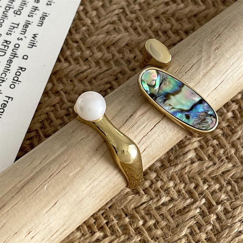 Pearl Metal Earrings