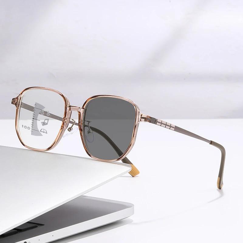 

Multifocal Photochromic Presbyopic Eyewear Unisex Simple and Fashionable Large Frame Anti Blue Light Eyeglasses 0 Up To +4.0 0