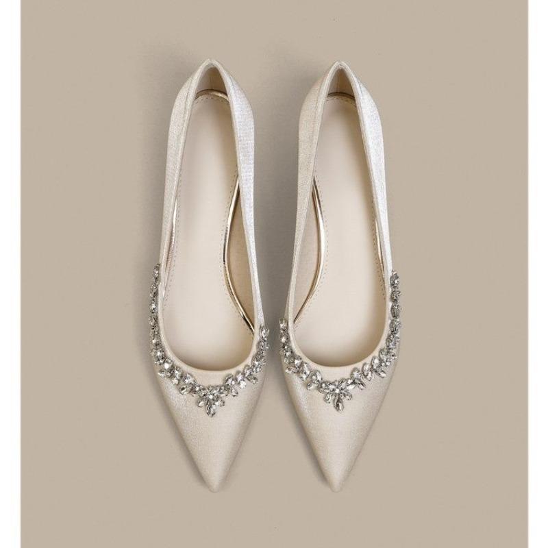 

Rhinestone Low-heeled Spring and Autumn Single Shoes 2026 New Pointed Toe Shallow Mouth Slip-on Non-slip Low-top Shoes 34