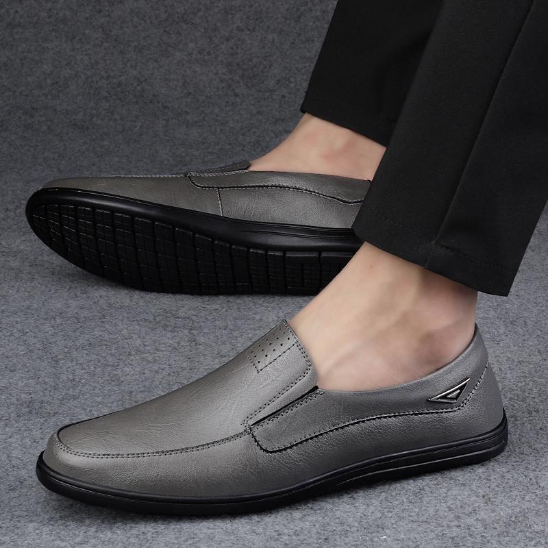 Mode Echtes Leder Herren Slipper Handgefertigt Klassische Business Falts Sommer Herren Freizeitschuhe Slip-On Mocasines Weichsohlige Laufschuhe