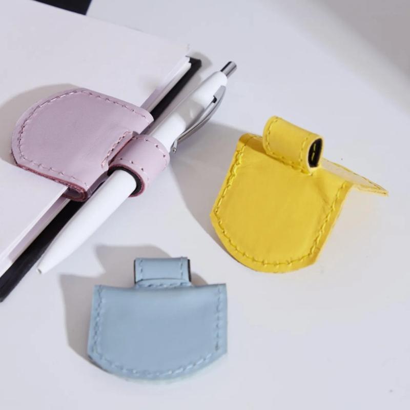 Magnetic Bookmarks PU Leather Bookmarks Reading Bookmarks with Pen Holder Aesthetic Page Marker for Reading