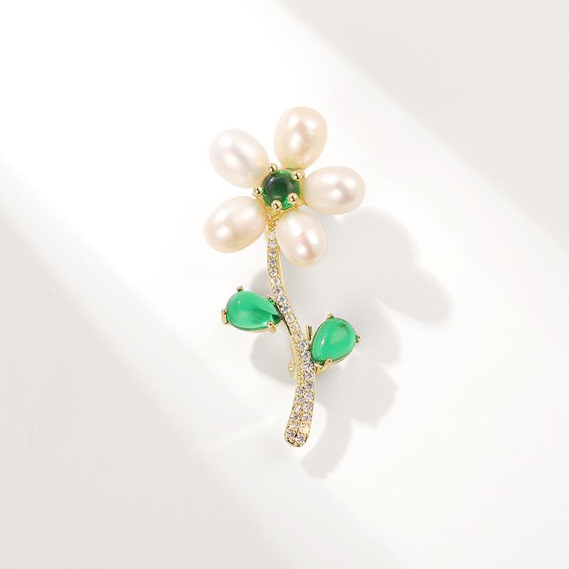 Elegant Green Chalcedony  Pearl Flower Brooch with Zircon Accents