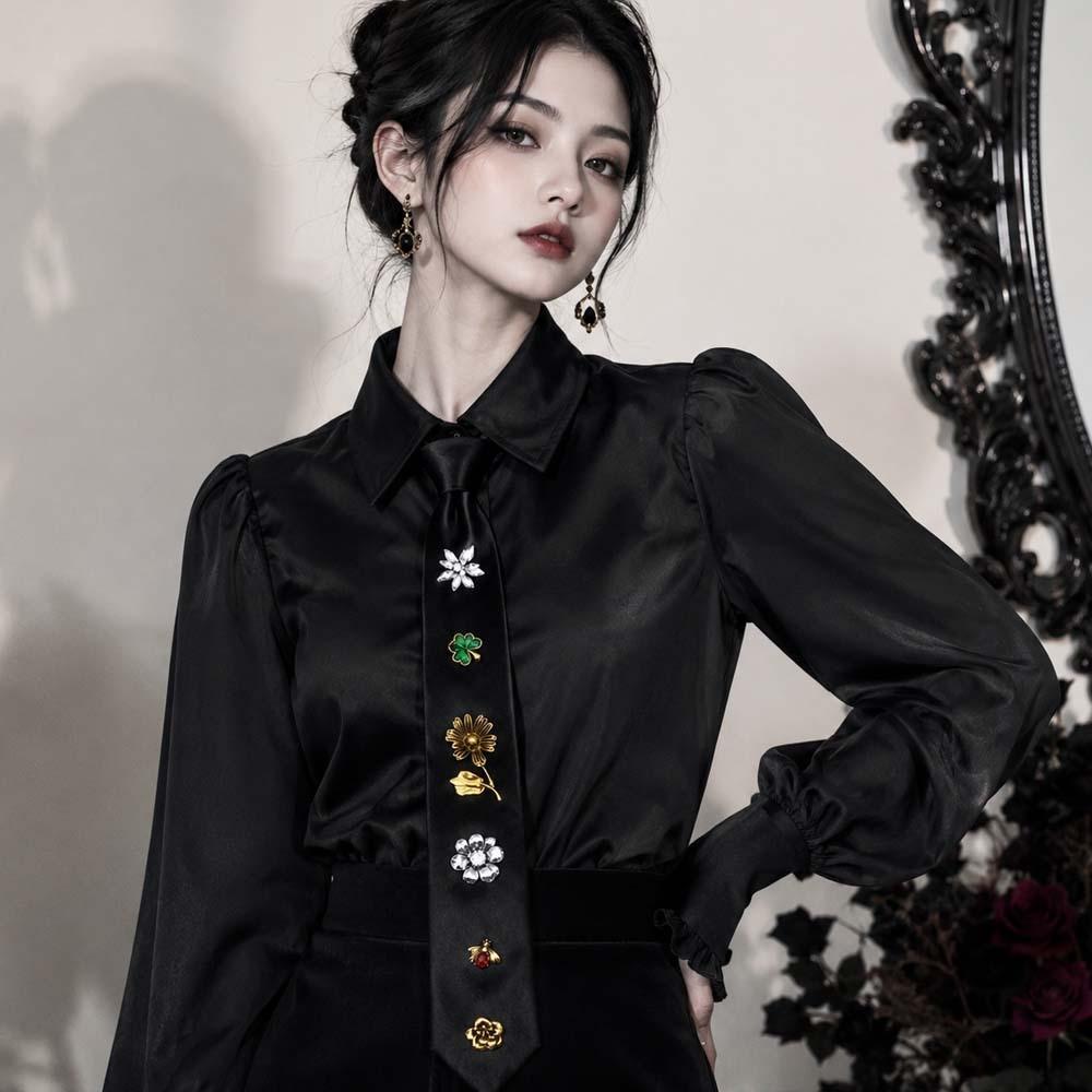 Gothic Punk Ladies Tie With Clover Decor For Cosplay And Photoshoots