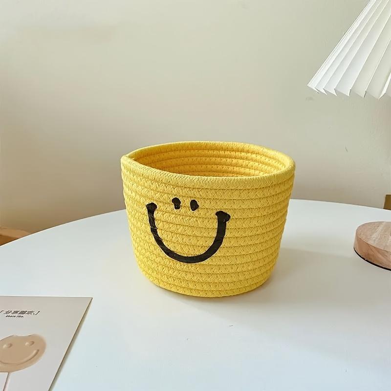 Charming Smile Woven Storage Basket - Compact Organizer for Cosmetics, Brushes & Pens - Ideal for Desk, Office, Dorm Decor