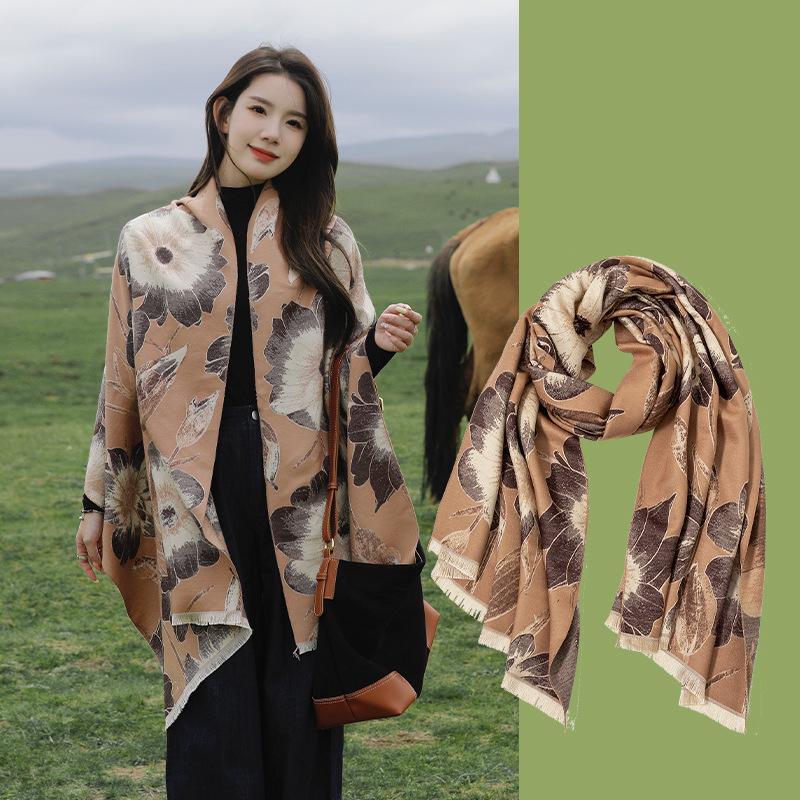 Yunnan Travel Wear Imitation Cashmere Scarf Women's New Flower Warm Fashion Large Shawl Photo Versatile Scarf