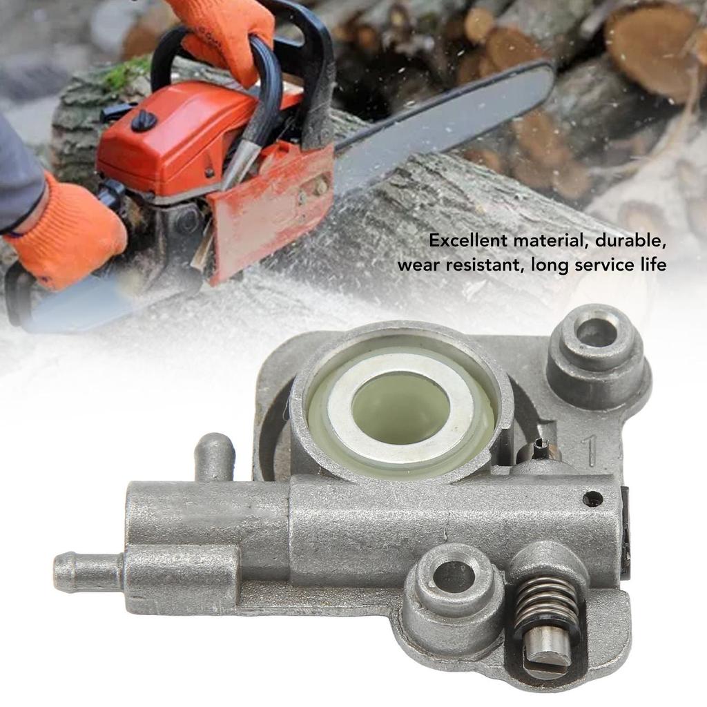 Oil Pump with Metal Worm Gear Replacement for CS350 CS2600 CS360T P021010890 Chainsaw