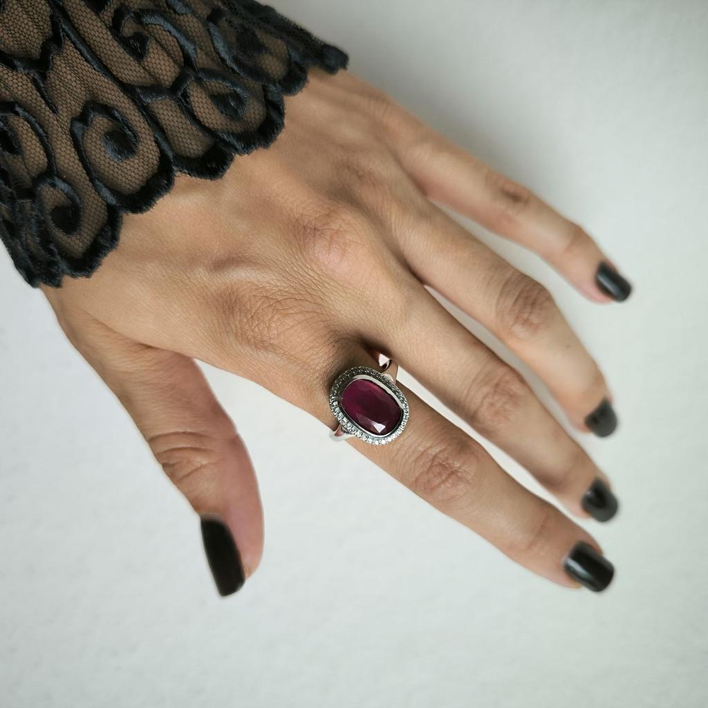 Серебряное кольцо с натуральным рубином 6.048ct, вес изделия 5,98 гр (2188001)