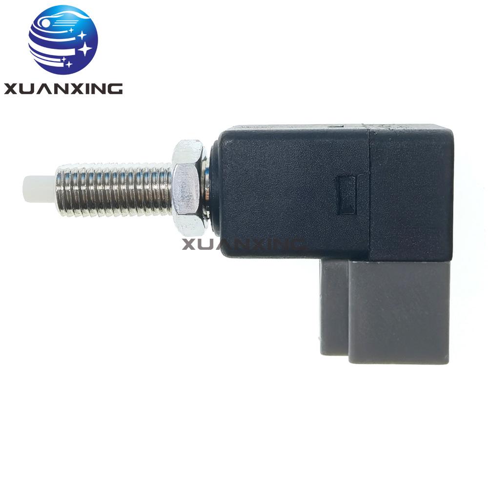 

938101C800 Выключатель стоп-сигнала для Hyundai/Kia 938101C800 чёрный