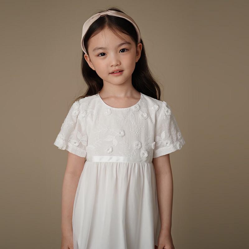 Hacikis Mädchen Sommerkleid aus bestickter weißer Gaze