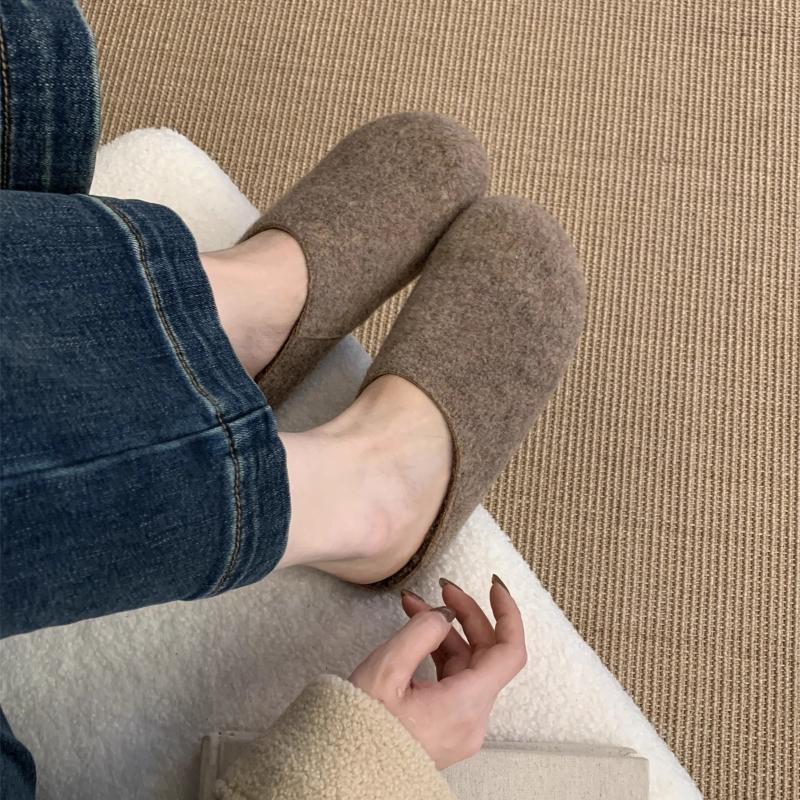 Fashion 2025  Winter New Women's Plush Slippers Retro Women Causal Fashion Shoes Simple Ladies Outdoor Flat Cotton Slippers