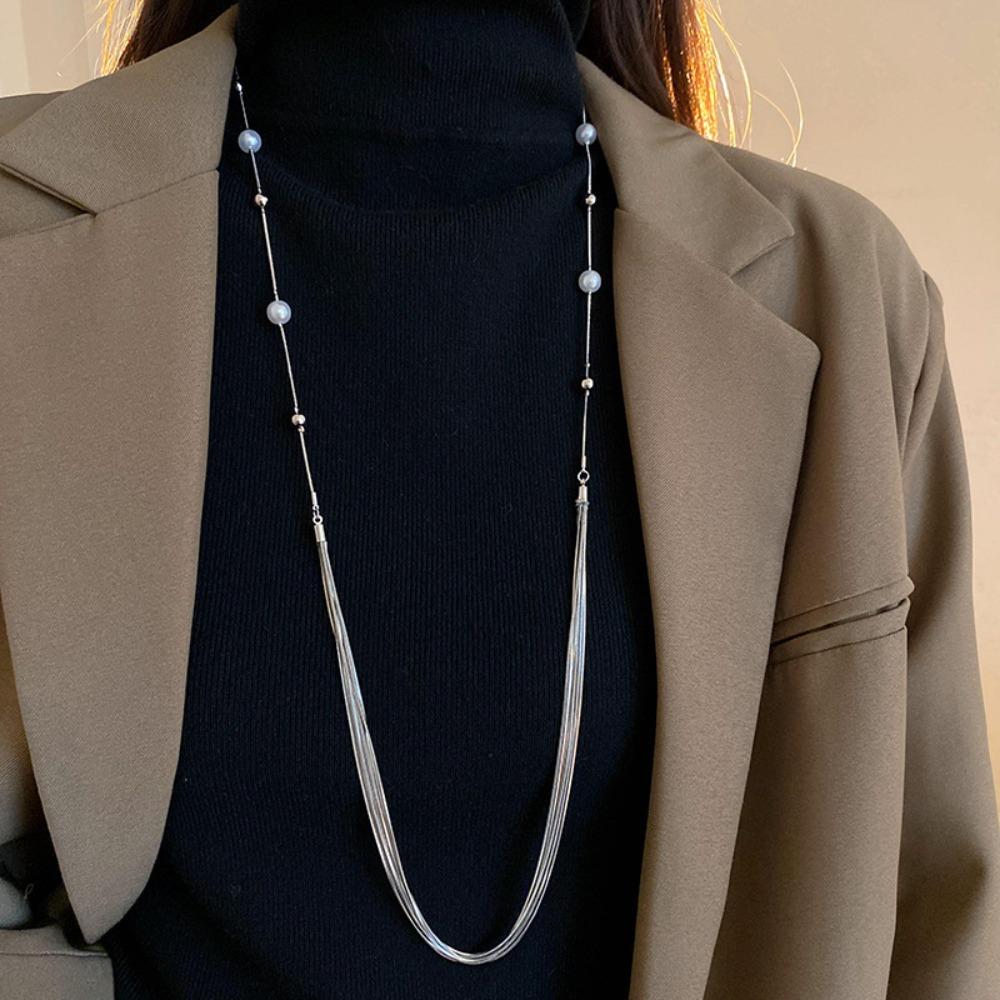 Diamond-encrusted Flower Geometric Pearl Necklace Temperament Light Luxury Sweater Chain French Retro Necklace Autumn and Winter