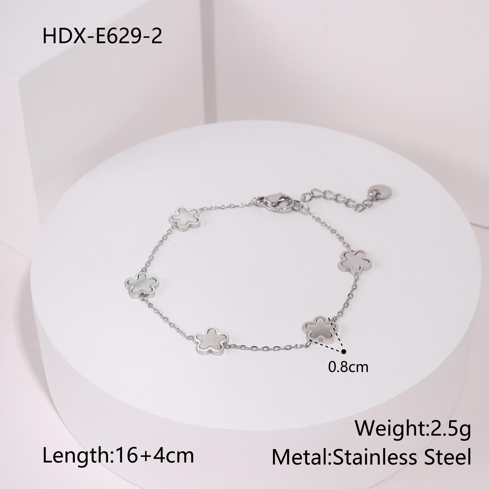 

Cross-border Ins Light Luxury White Mother-of-Pearl Five-Petal Flower Bracelet - Stainless Steel, Real Gold Plated, Non-Fading Jewelry.
