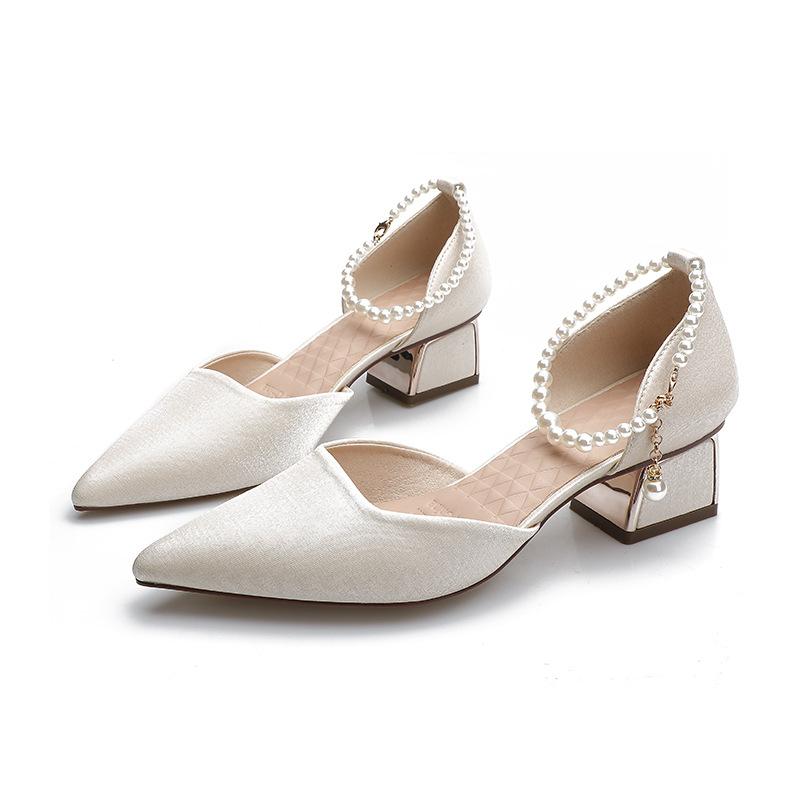 

2025 summer new side empty thick heel single shoes Korean version pointed temperament high heels Internet celebrity shallow mouth hollow single shoes 39