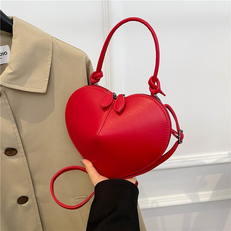 Personalized Love Small Bag 2025 New Mori Soft Girl Fashion Bright Face Foreign Style Versatile Single Shoulder Messenger Love Bag