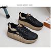 Scarpe da ginnastica alla moda da donna Scarpe da skateboard antiscivolo con lacci per esterni Scarpe sportive piatte da passeggio comode e leggere per le donne