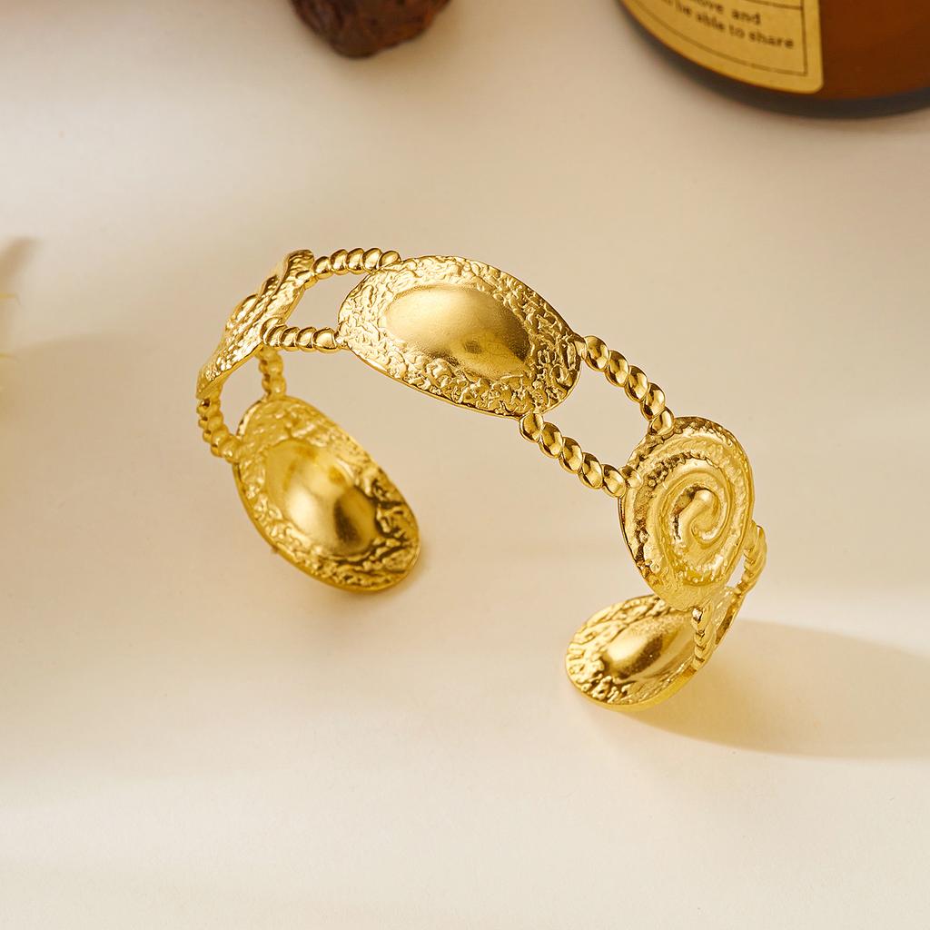 Stainless Steel Vintage Exaggerated Wide Cuff Bangle for Women Gold Color Starfish Shell Geometric Bracelet Beach Party Jewelry