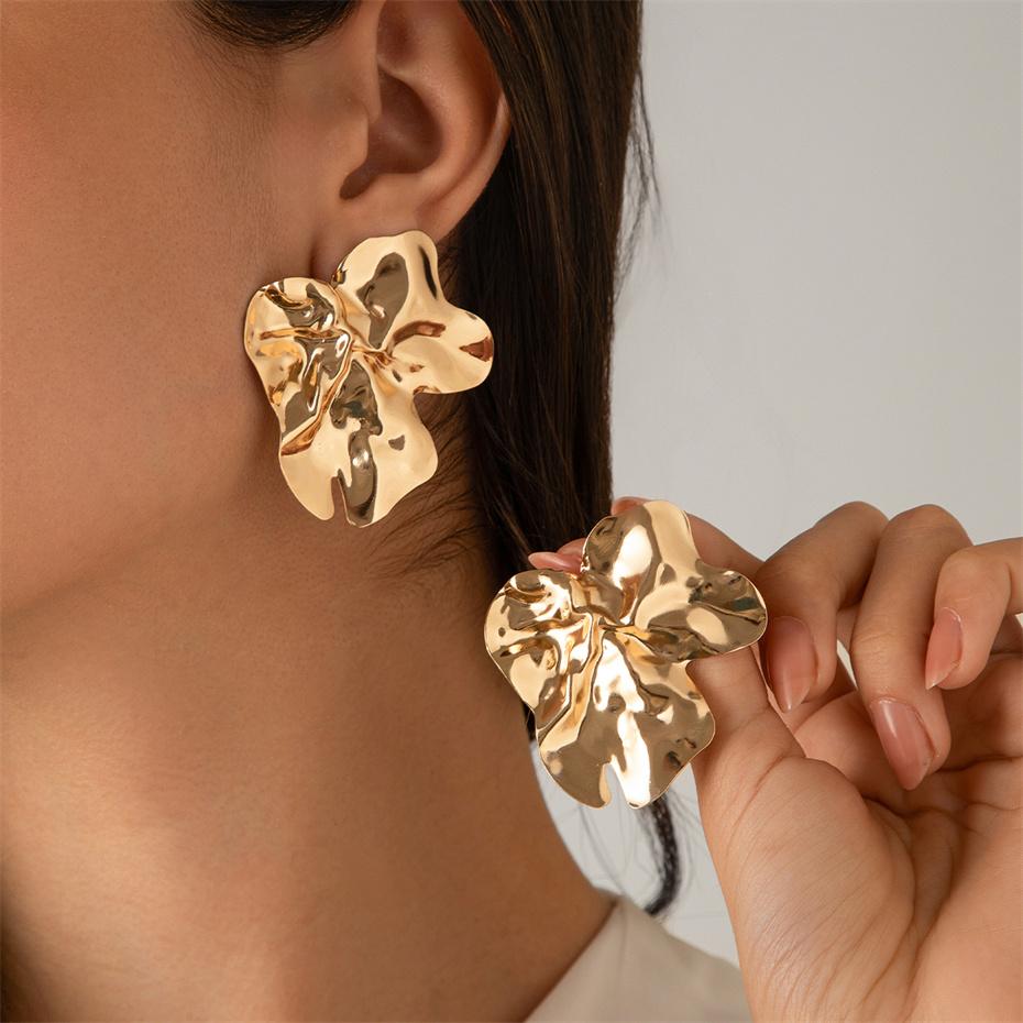 Goth Geometrisch Onregelmatig Metaal Bloemblaadje Bloem Stud Oorbellen voor Vrouwen Meisjes Trend Unieke Piercing Oorbel Grunge Sieraden Steampunk