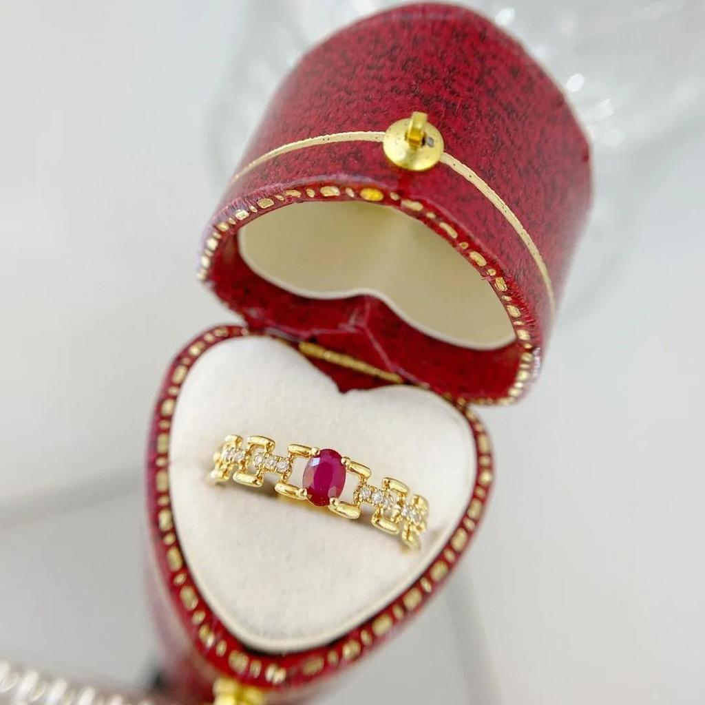 Italian French Pigeon Blood Gemstone Chain Ring - Geometric Design, Light Luxury, Versatile Style.