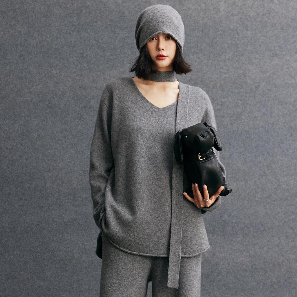 Women's Versatile Cashmere Sweater: Fashionable, Gentle Style for Autumn & Winter
