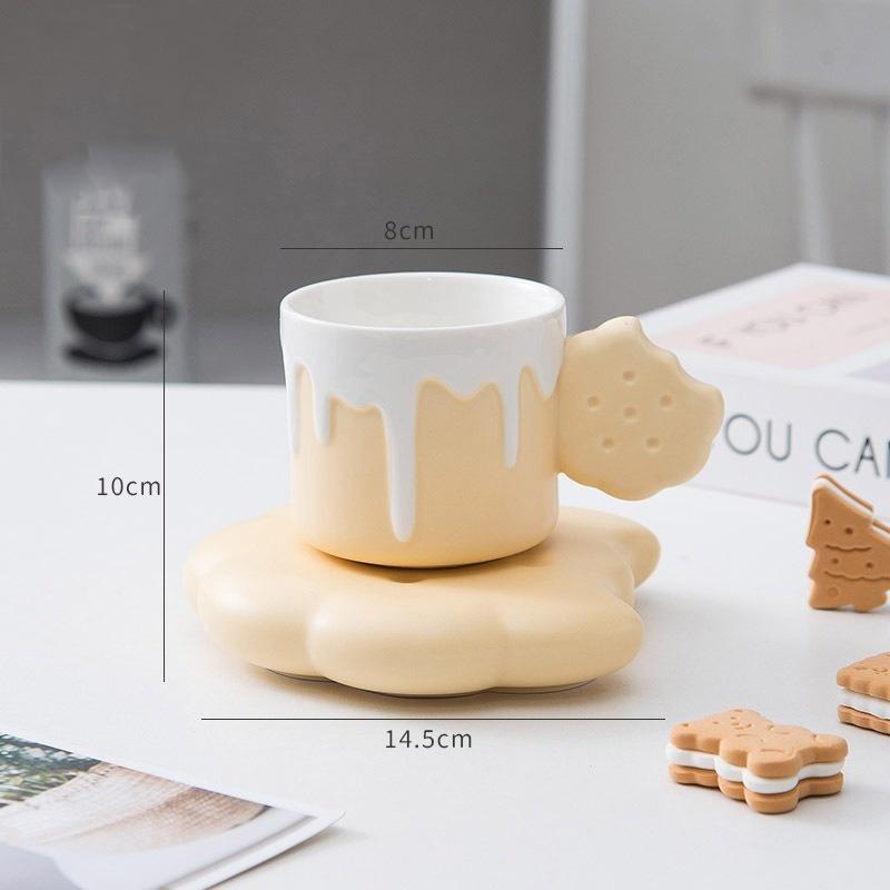 240ML Cute Cream Biscuit Ceramic Water Cup Creative Cartoon Household Breakfast Milk Mug Girls Office Design Coffee Cups
