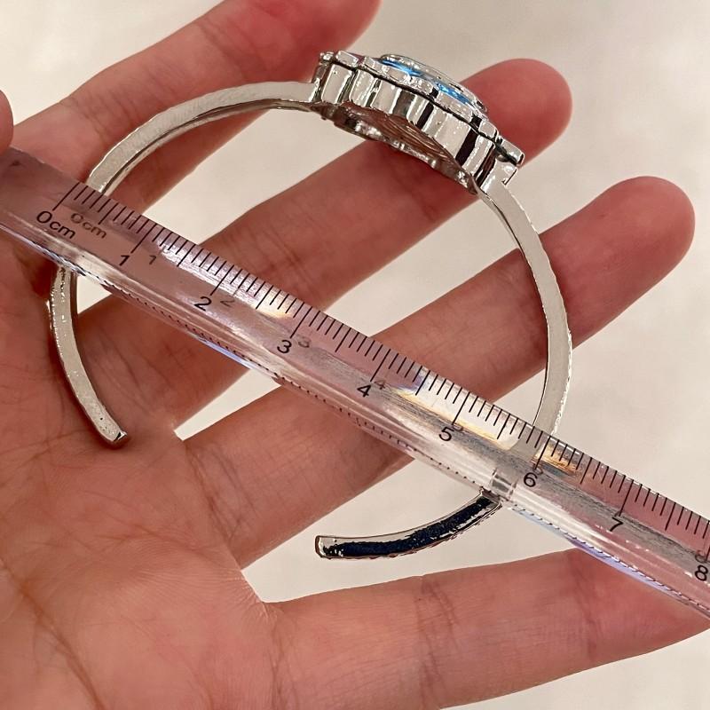Exaggerated Aesthetic Devil'S Eye Metal Texture Bracelet For Women Cuff Bangles Jewelry Vintage Simple Eye Open Bracelets