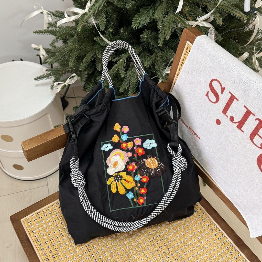 Trendy Large-Capacity Japanese-Style Nylon Embroidery Shoulder Bag for Women