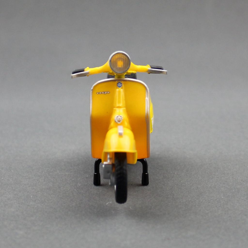 Alloy Vespa Motorbike Model For Kids With Realistic Movement